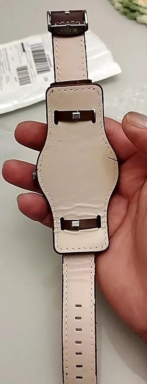 Relógio Curren Marrom com pulseira de couro muito lindo - Foto 2