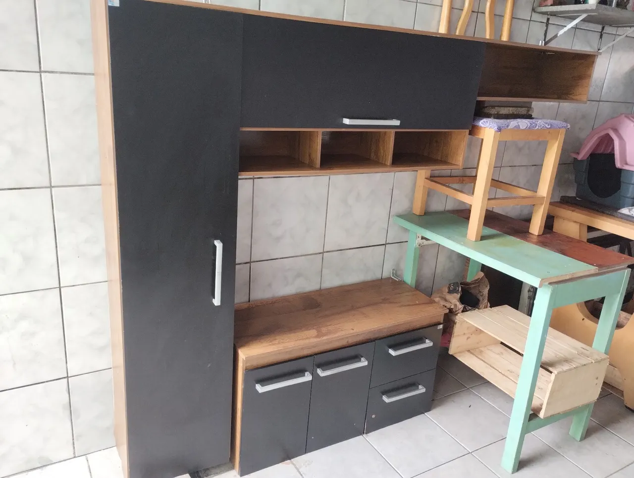 Conjunto de armários para cozinha ou área de serviço