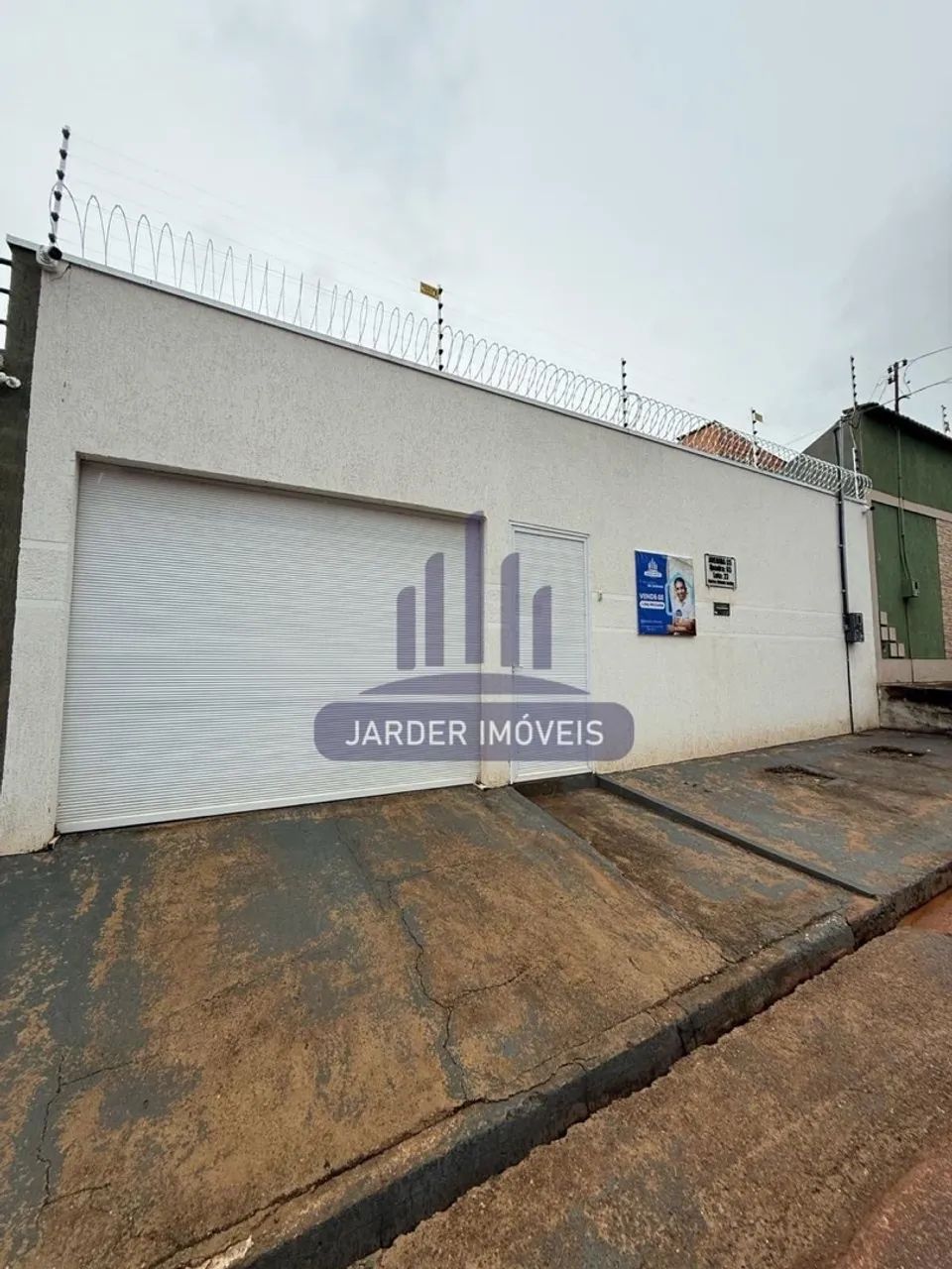 Ótima casa a venda/ bairro cidade jardim 