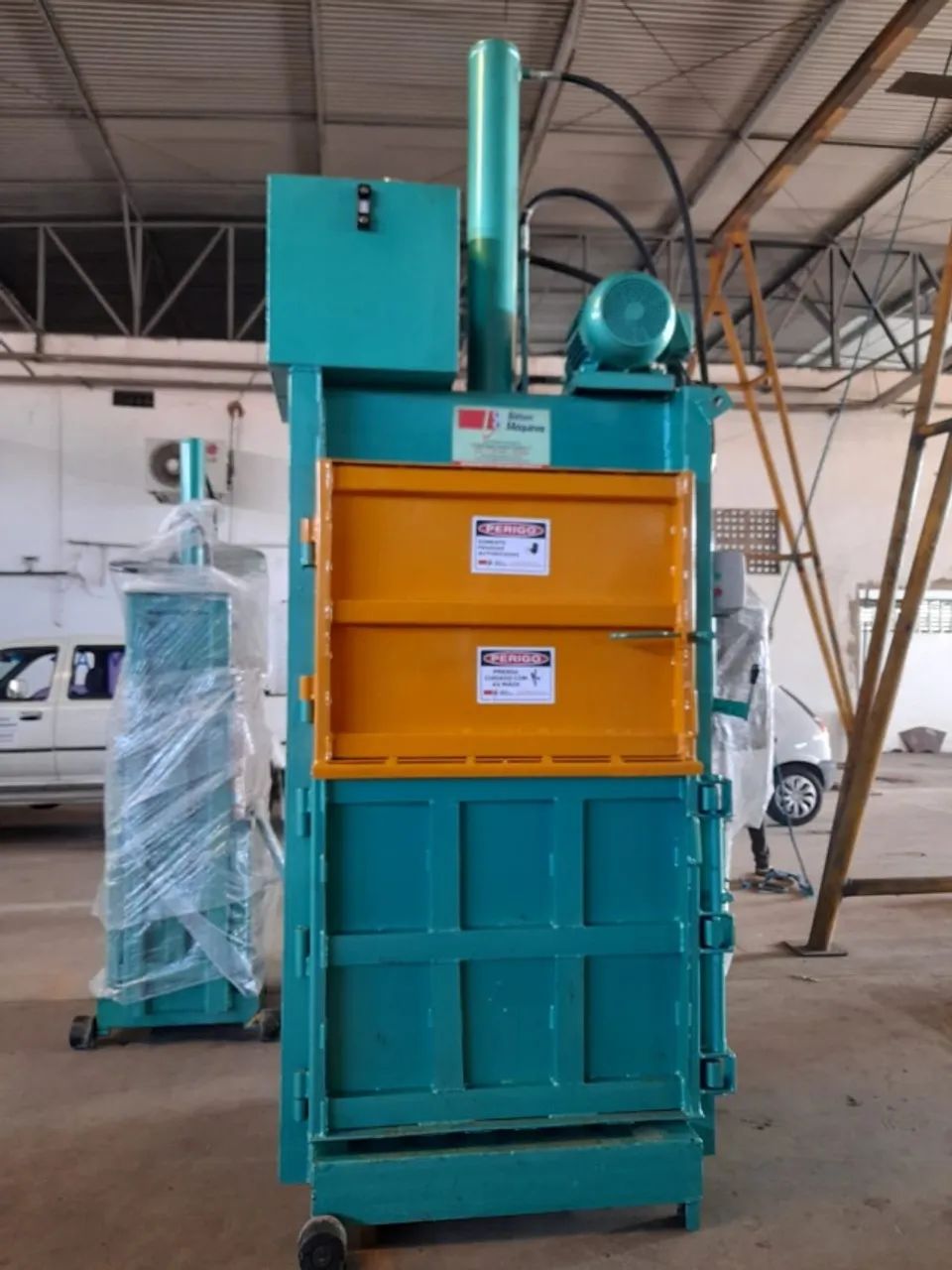 Prensa Enfardadeira Hidráúlica Vertical - Foto 2