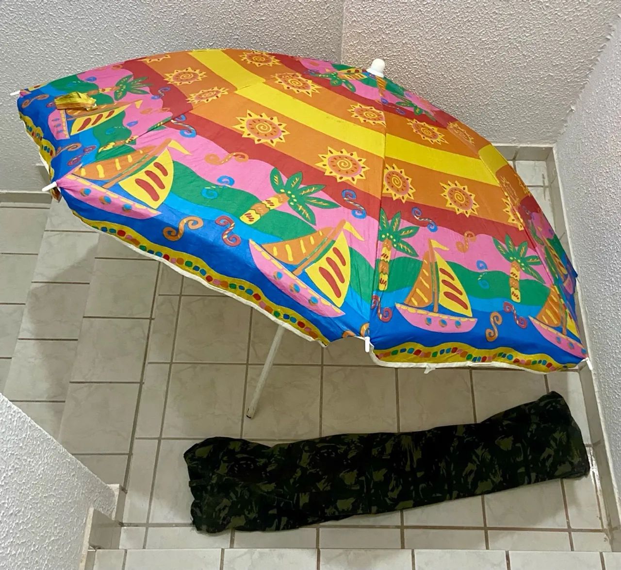 Guarda-sol de praia colorido / barraca de praia  - Foto 2