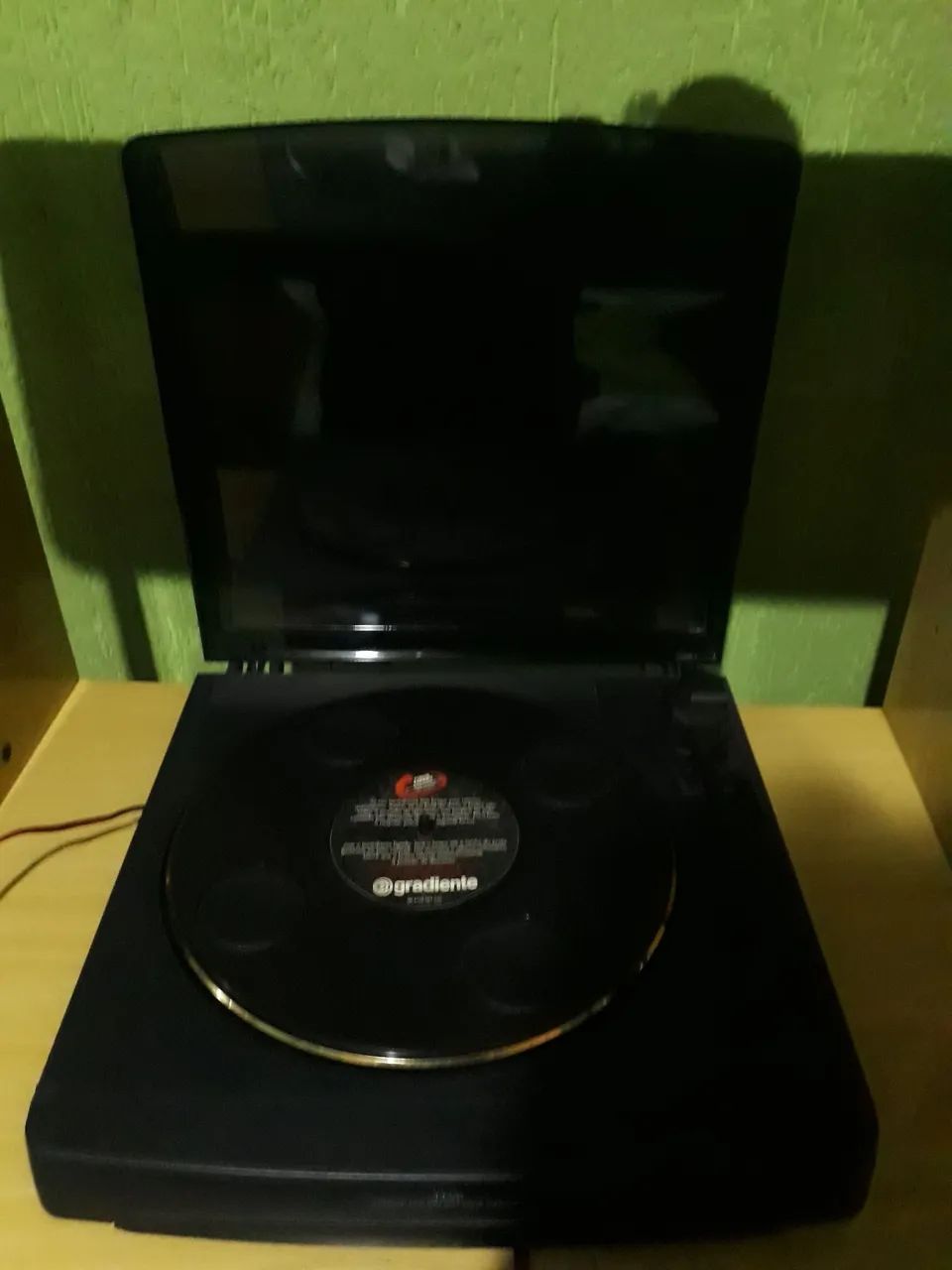 Toca Discos Gradiente TT-VC
