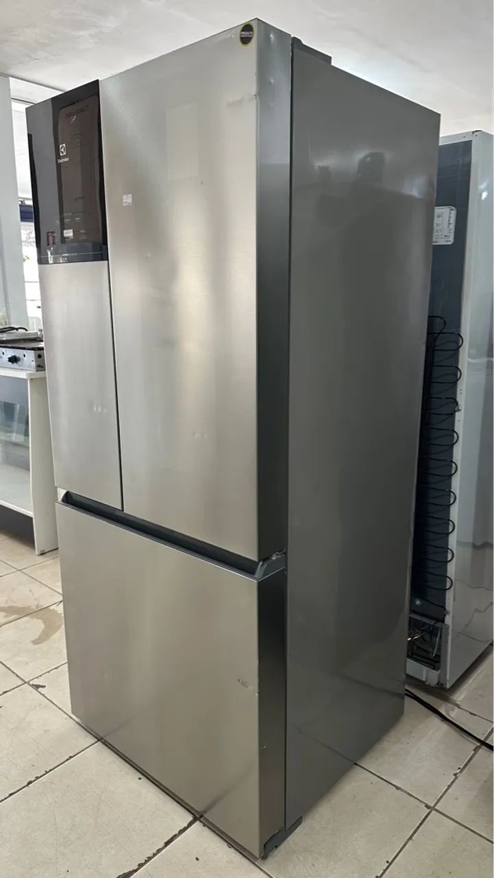 Geladeira 3 portas Electrolux 