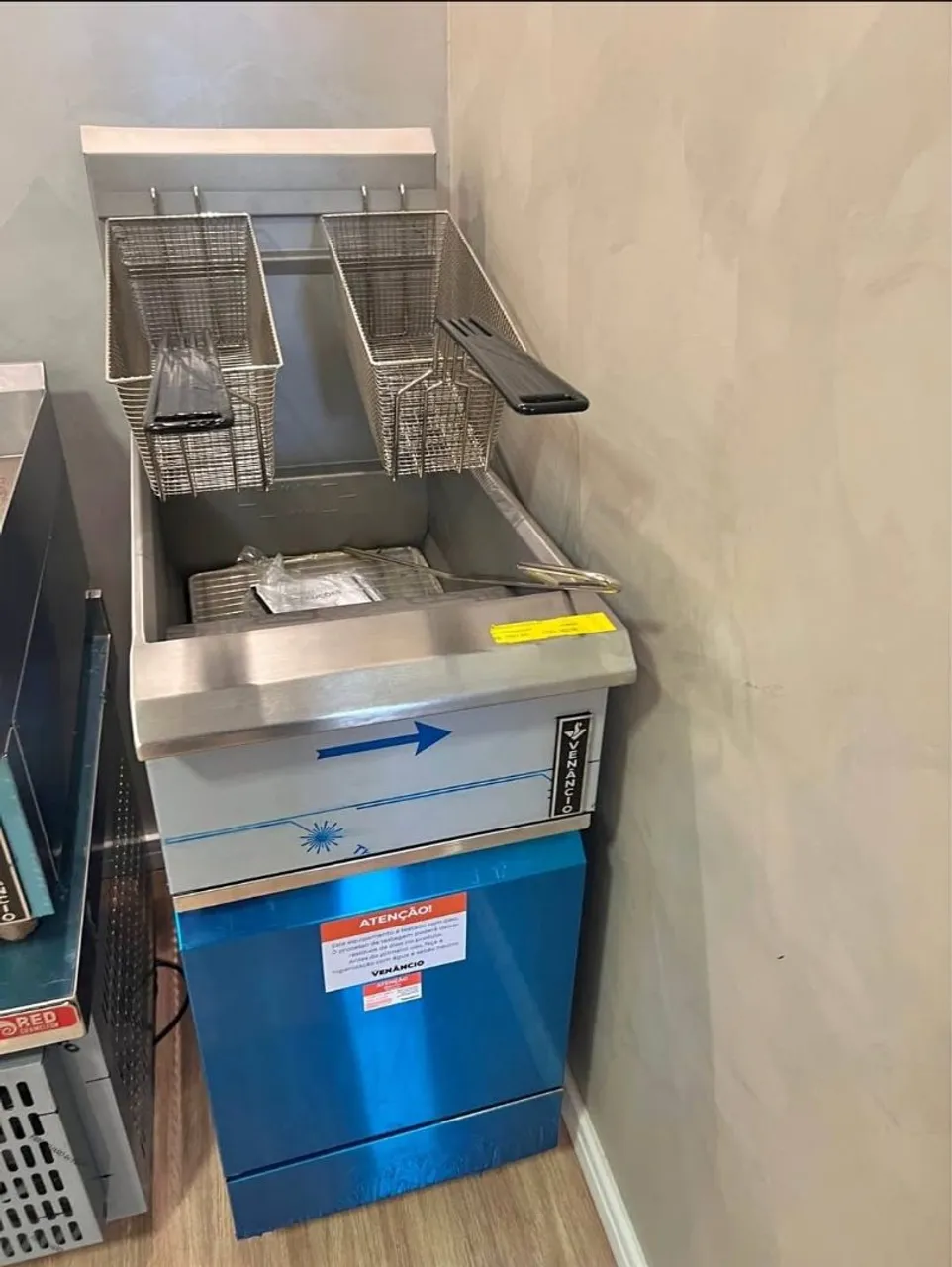 Fritadeira Industrial Venâncio 16L a gás Linha Prime - Marcos