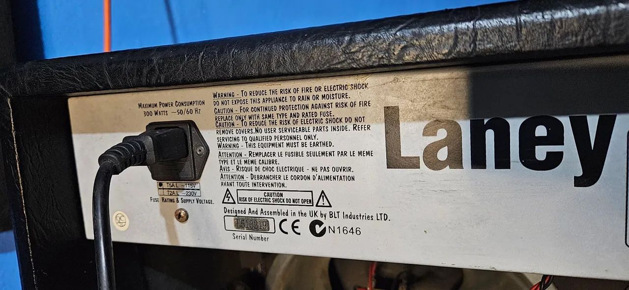 Amplificador Laney TFX300 TWIN - Foto 4