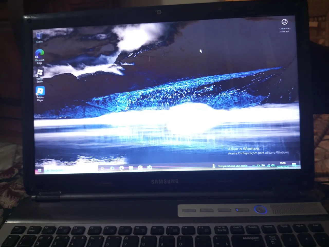 Notebook Samsung - Tela grande e bom desempenho