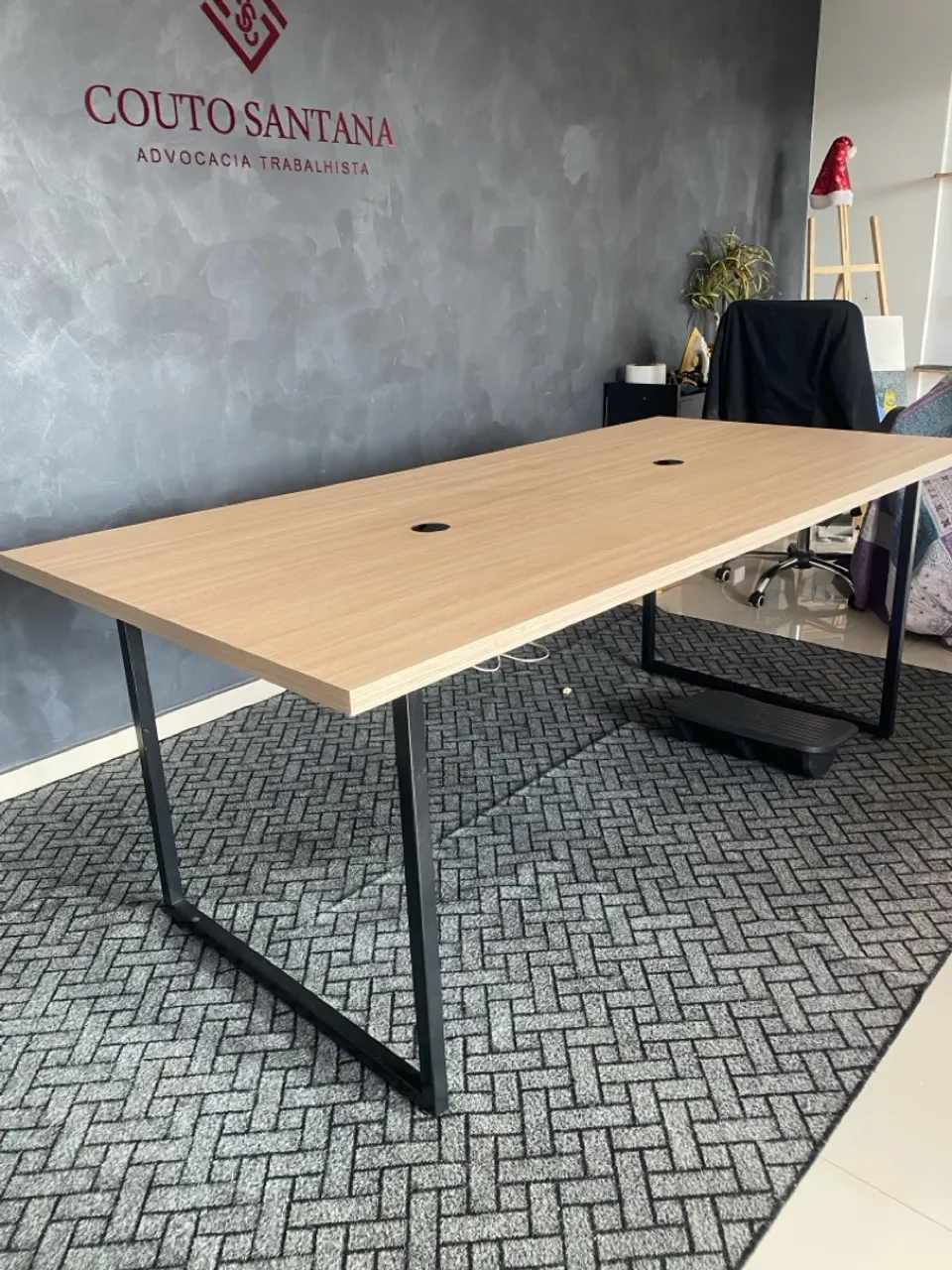 Mesa de Escritório em L com Tampo Amadeirado