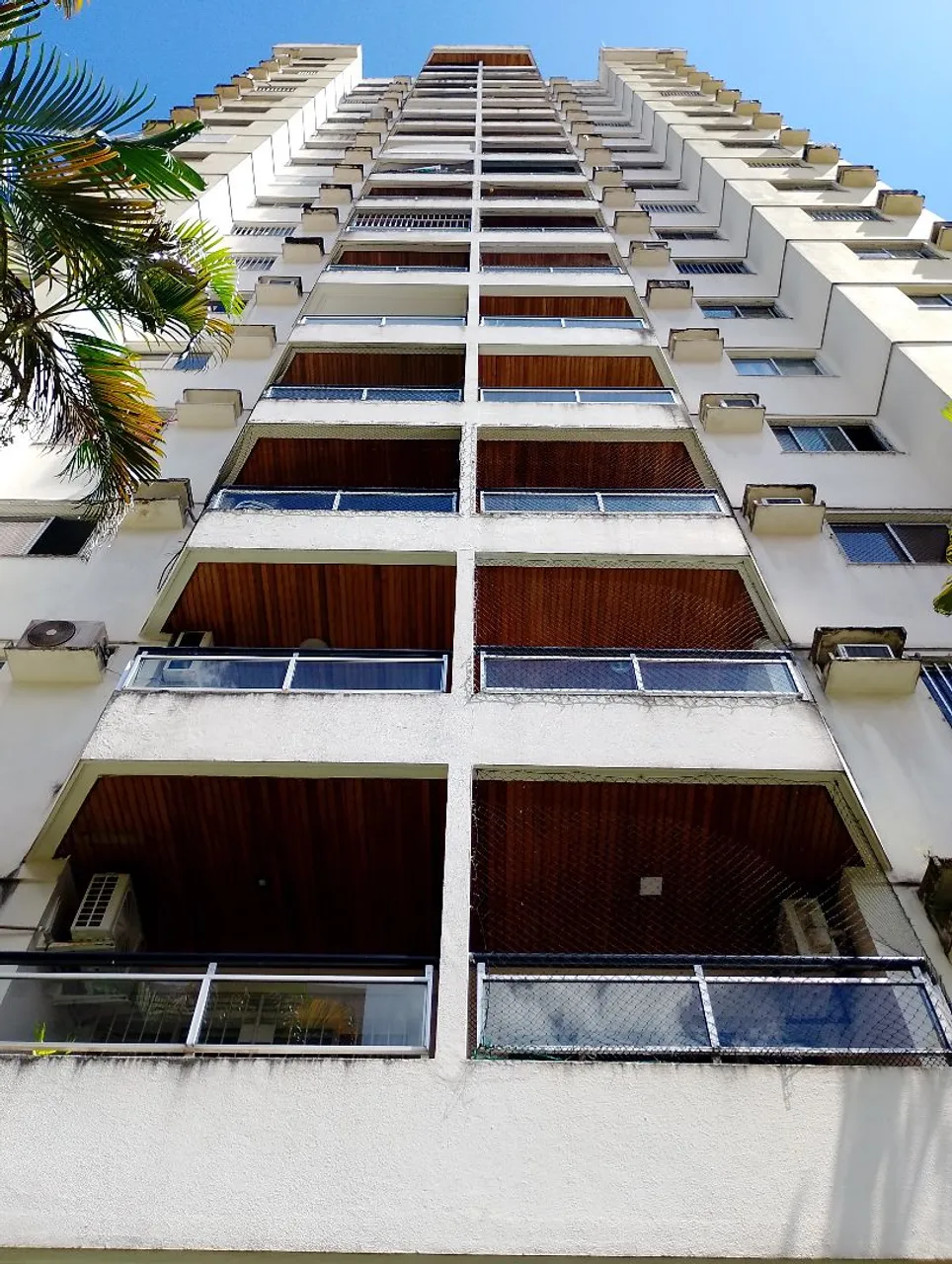 Ed.Mont Clair, 100m², 3/4 sendo 1 suite, Umarizal.