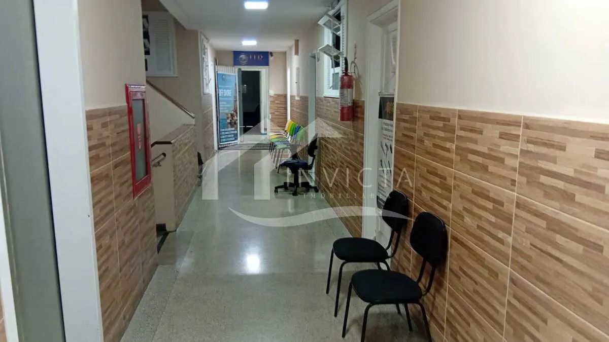 Exelente sala comercial no centro do Rio.