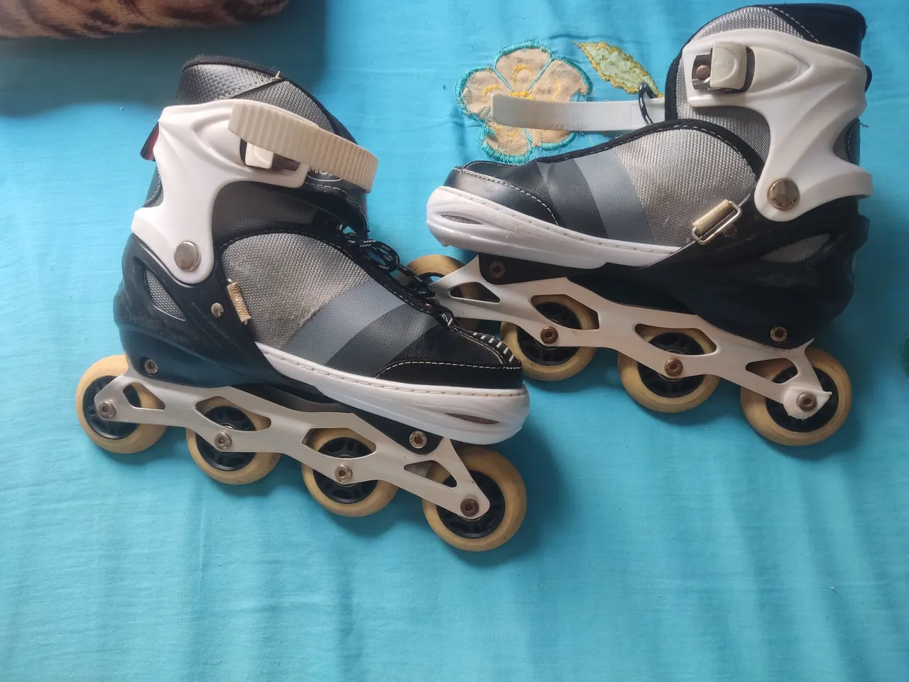Patins usado.. em bom estado!