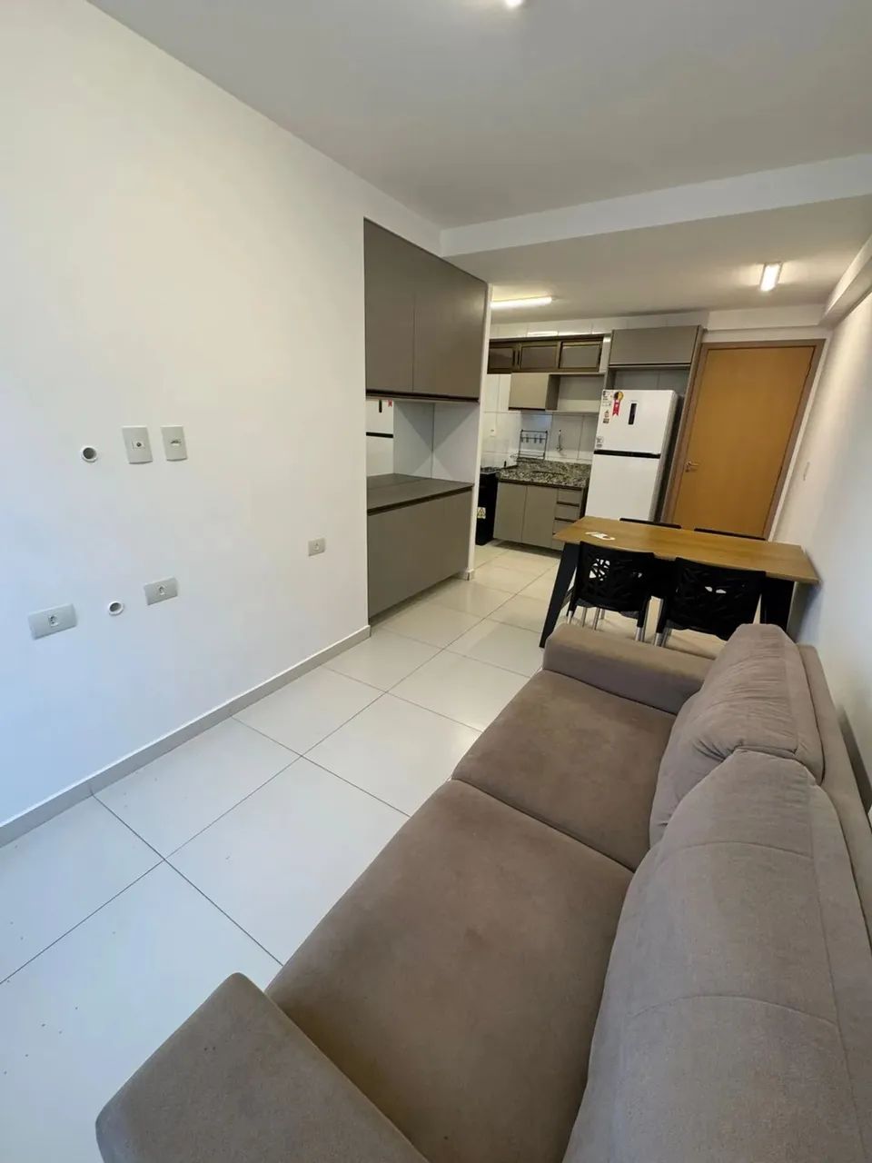 Barra Classic: Apartamento Mobiliado para Locação com Vista para o Mar!