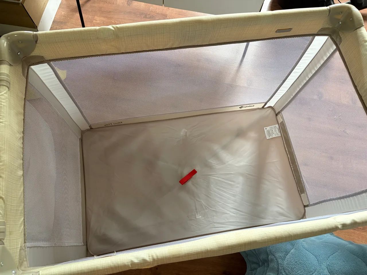 Berço Portátil Safety 1st Mini Play Desmontável - Foto 4