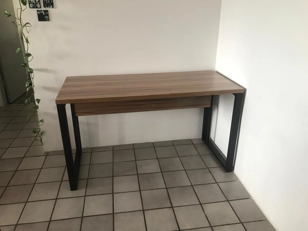 Mesa de Escritório Moderna estilo industrial 