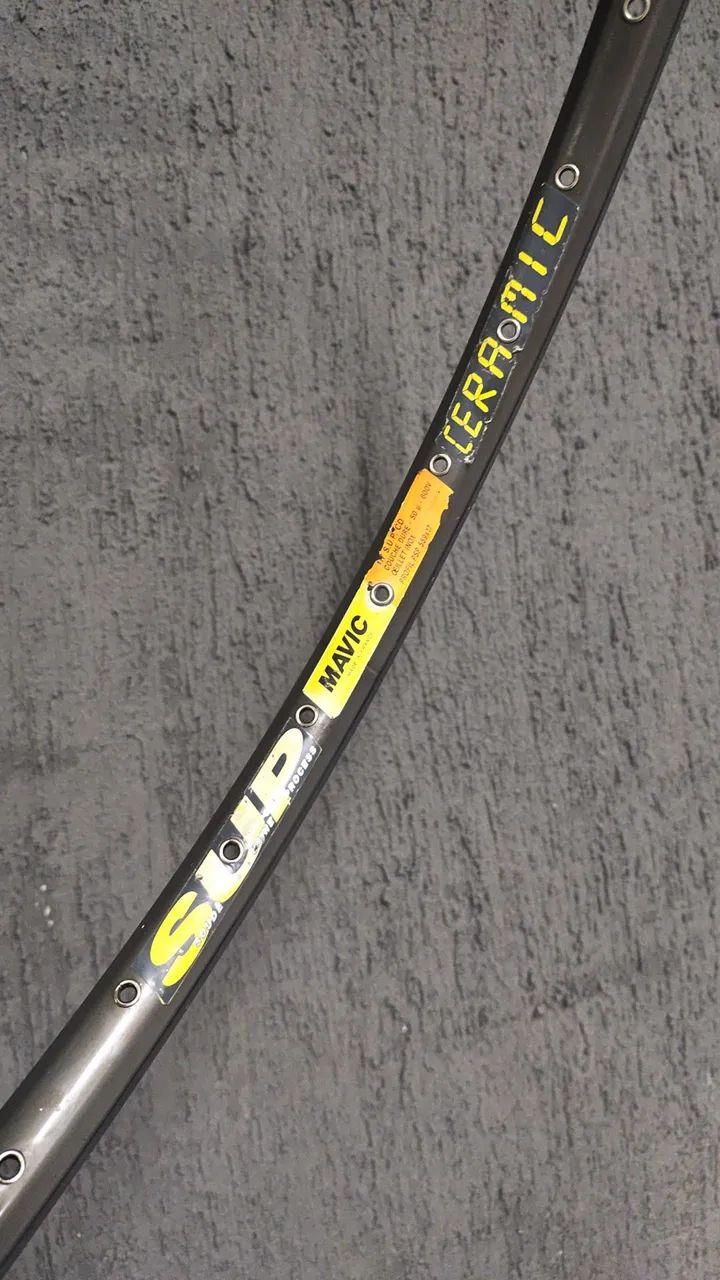 Aro Mavic 26" modelo 117 SUP Ceramic