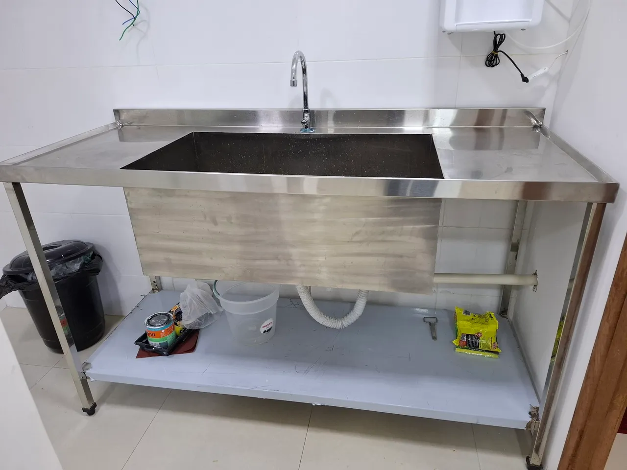 Pia de Aço Inox Industrial Completa