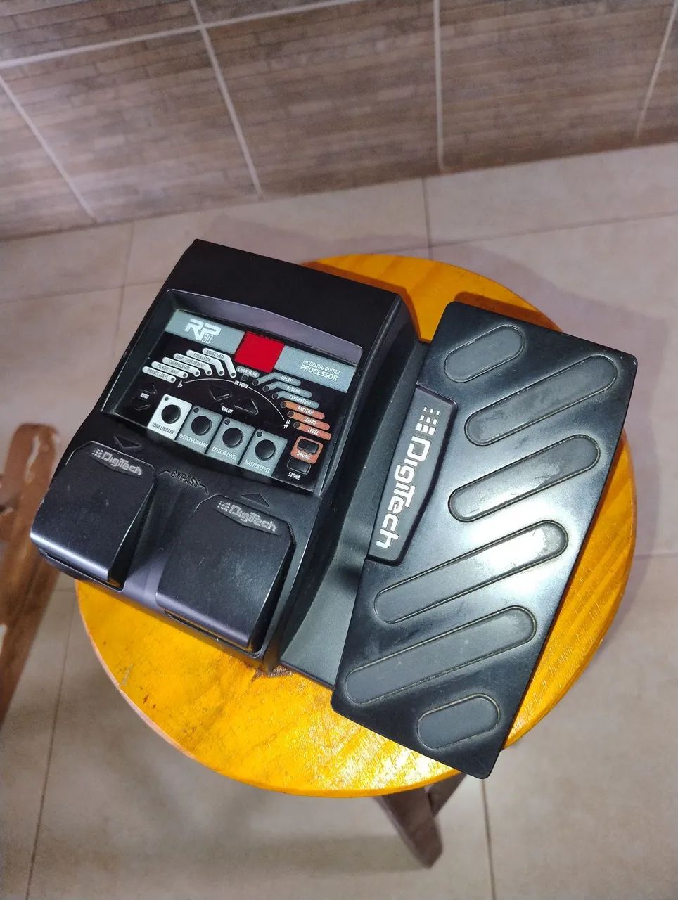 Pedal de Guitarra Digitech RP-90
