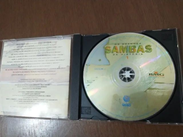 Cd Os grandes sambas da historia Original - Foto 4