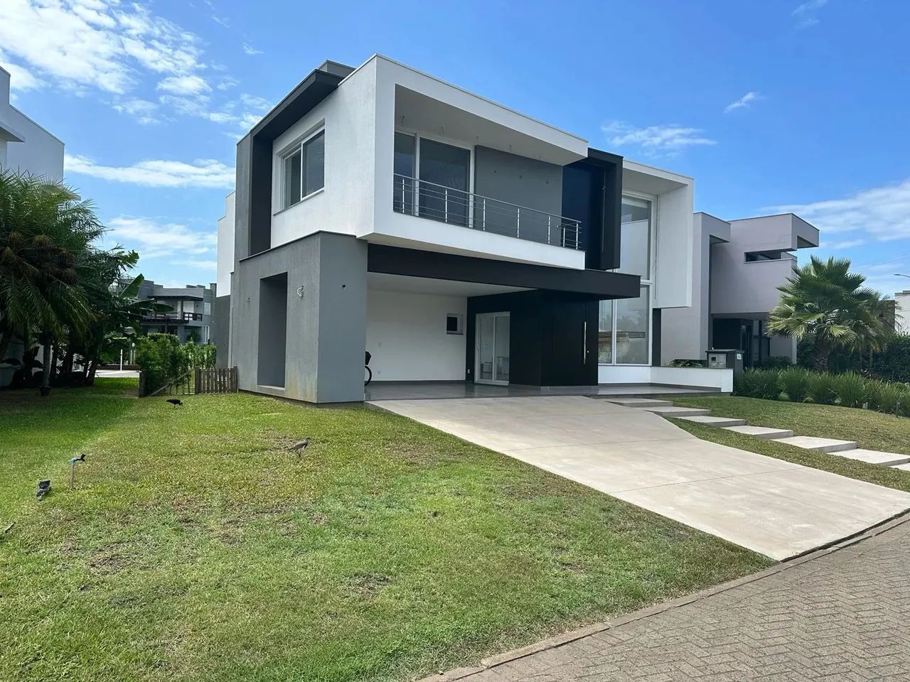 Sobrado à venda com 410 m2 e  5 suítes no Condominio Ocean Side em Torres RS - Foto 4