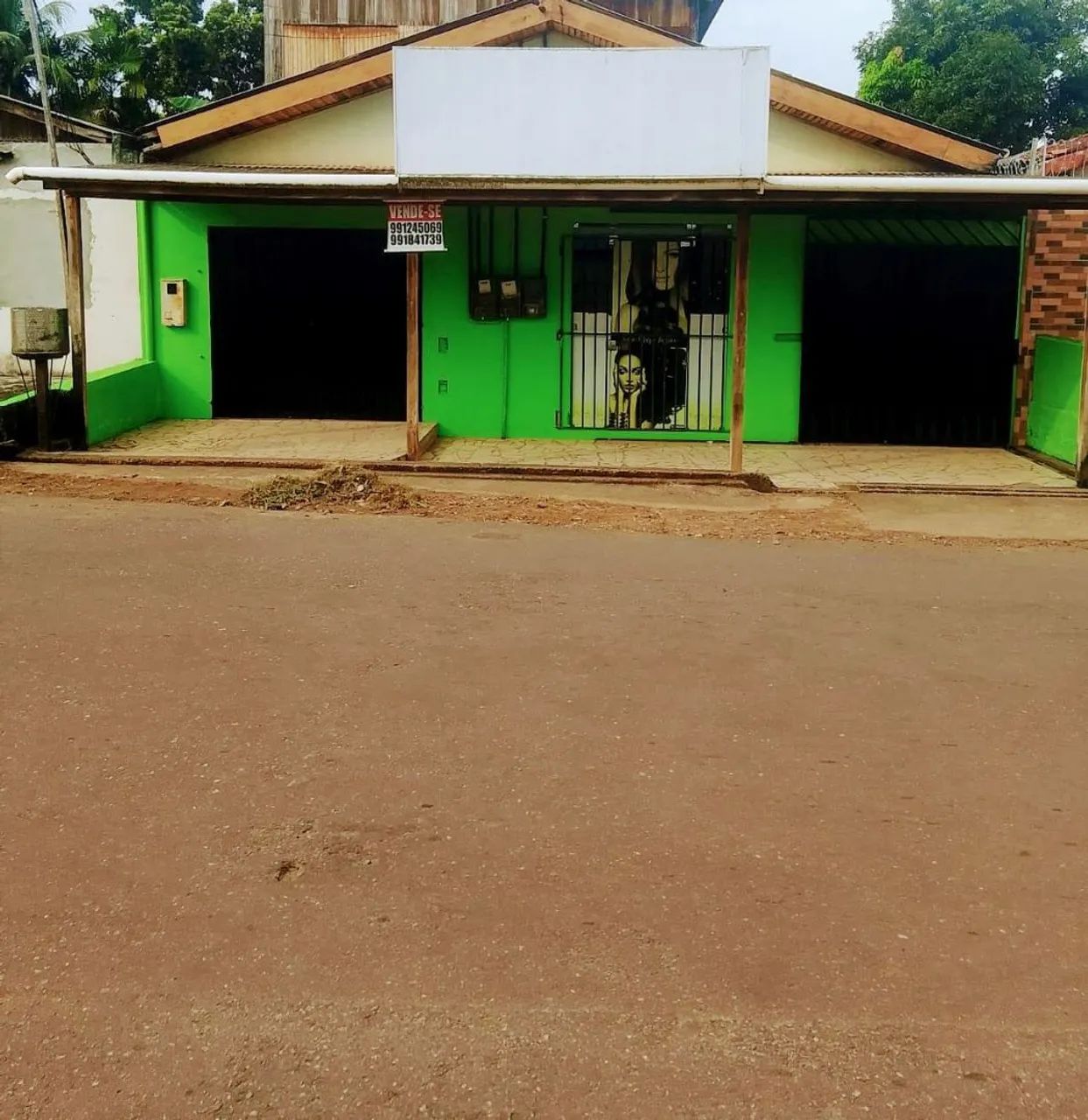 Vendo imóvel com 2 casas e um apartamento e um ponto comercial  - Foto 4