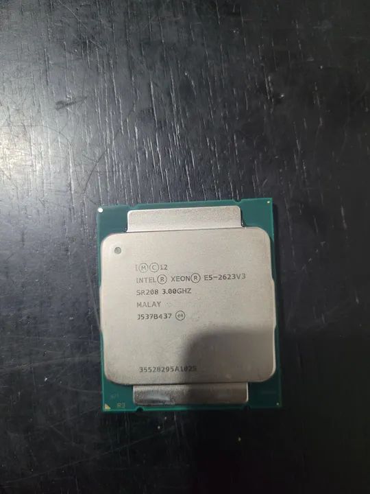Processador intel xeon E-2630V3 SR206 2.40GHz LGA771 funcionando perfeitamente. - Foto 2
