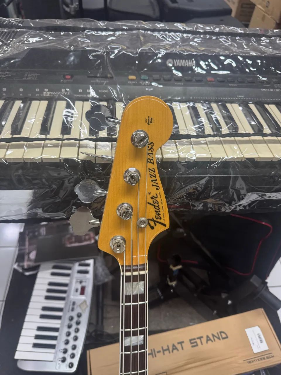 FENDER JAZZ BASS AMERICAN VINTAGE 74 REISSUE - Foto 4