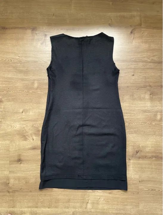 Vestido preto tubinho tam 44 AMYGEE - Foto 2