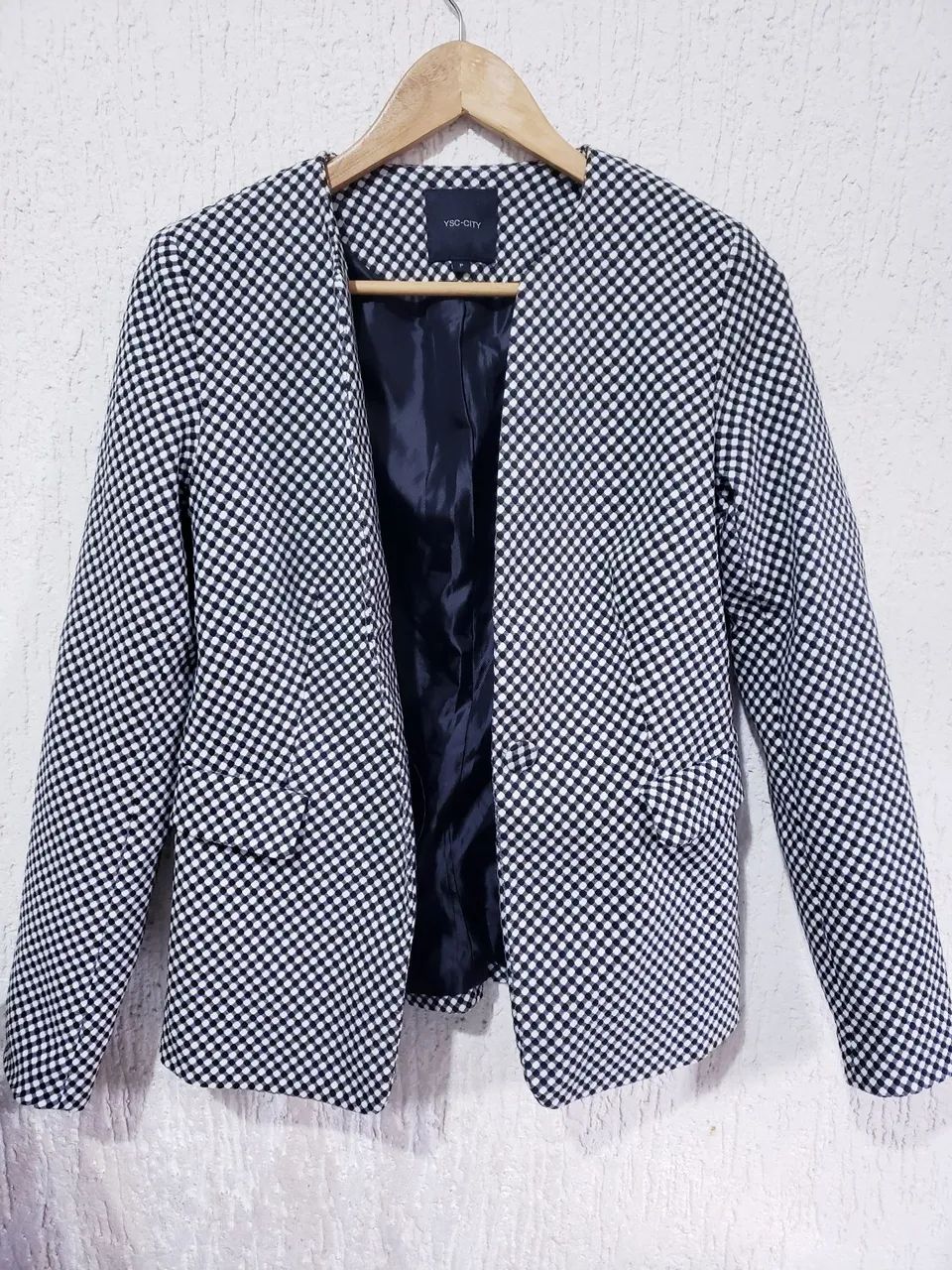 Blazer Feminino xadrez preto e branco - Foto 2