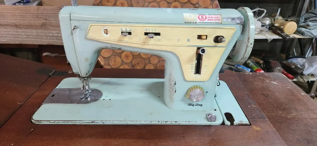 Maquina de costura singer antiga zigzag 667 ant
