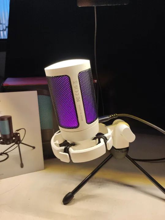 Microfone Gamer Condensador FIFINE AMPLIGAME A2 USB - Novo branco - Foto 2