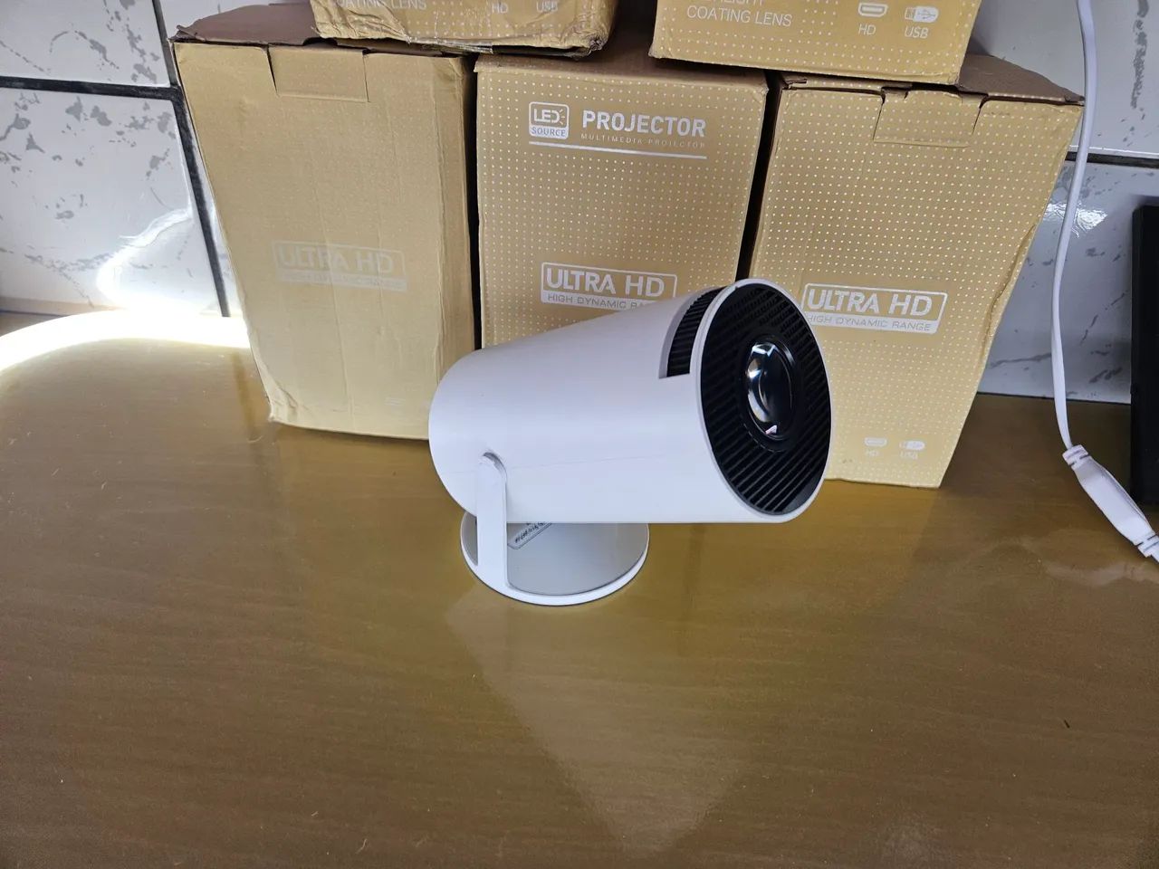 SEM ANDROID  Projetor LED Ultra HD 