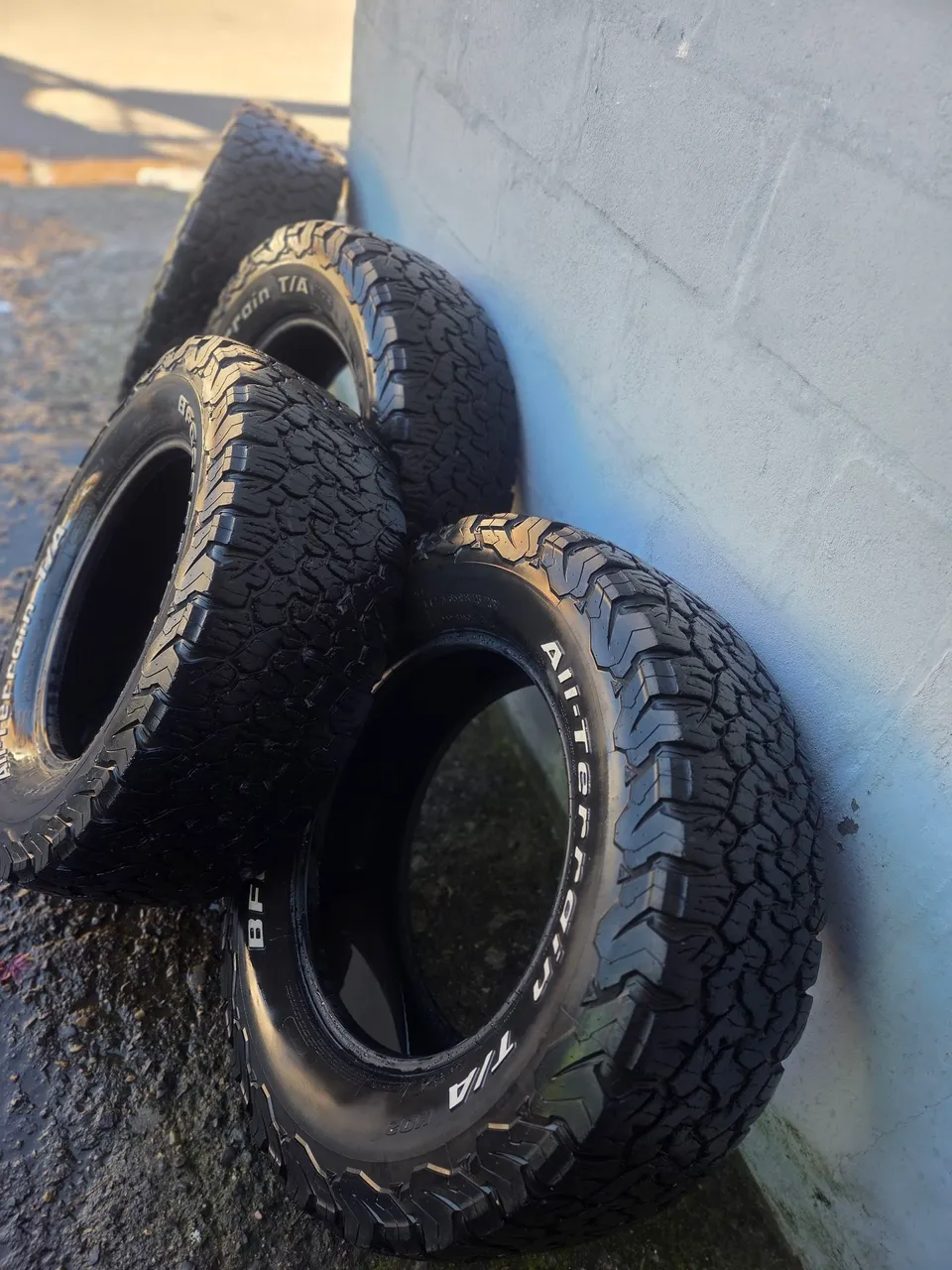 Jogo de Pneus BFGoodrich All-Terrain T/A