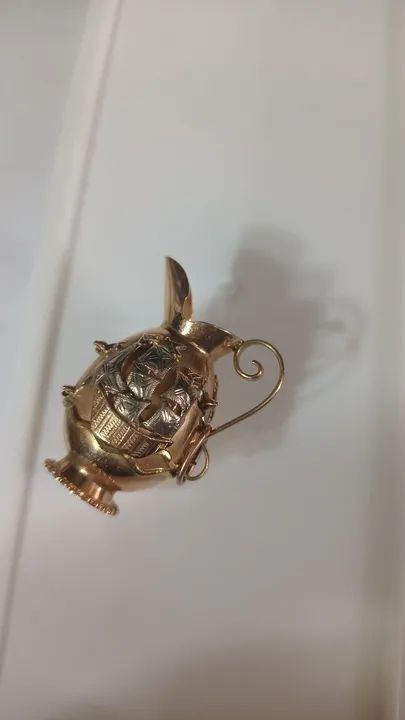 Pingente de ouro rosado modelo ânfora peça vintage  - Foto 3
