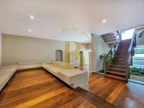 Casa de vila com 900 m², 5 quartos sendo 5 suítes à venda no bairro Real Parque. - Foto 4