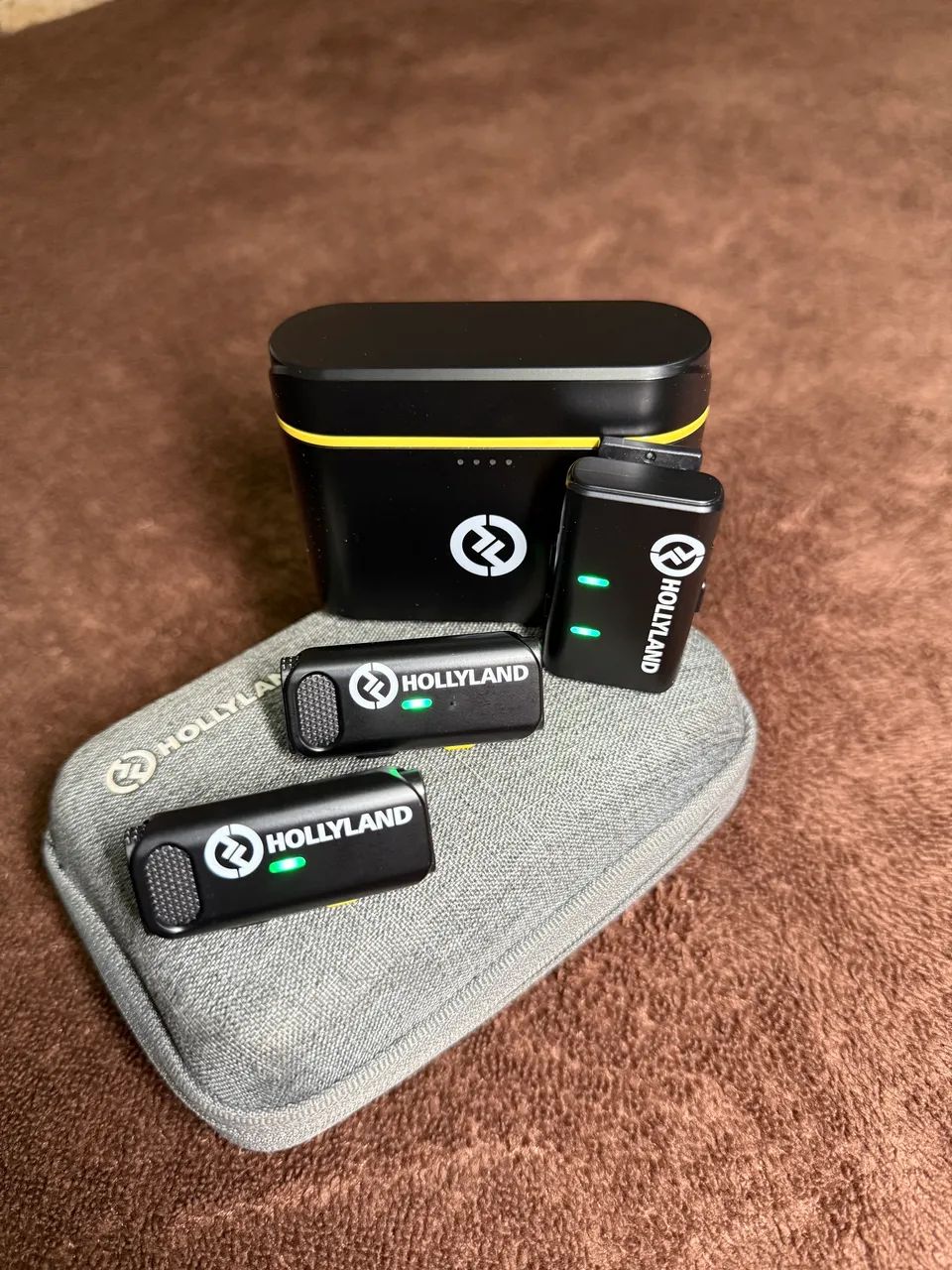 Vende-se Microfone Sem Fio Hollyland Lark M1 (Kit Completo)