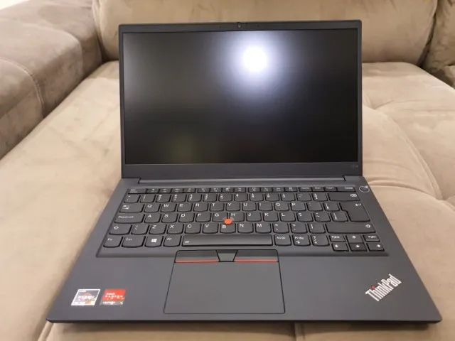 Ultrabook Lenovo ThinkPad E14 Ryzen 3 c/ 1 Ano de Garantia, 8Gb de Ram e Ssd M2 de 256Gb - Foto 2