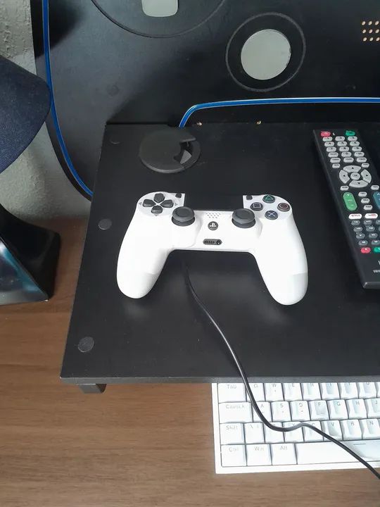 Playstation 4 Slim - Foto 4