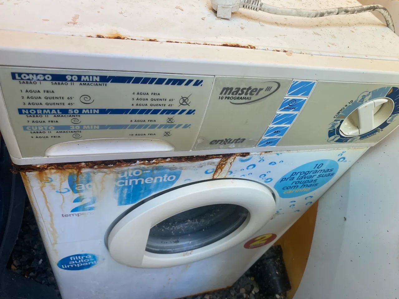 Maquina de lavar para conserto
