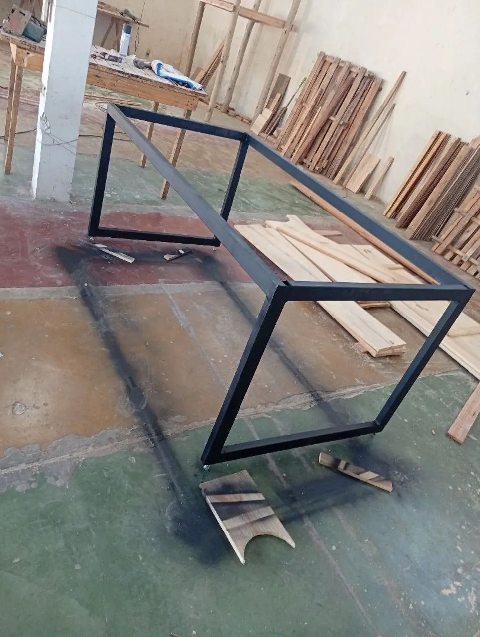 Basem em metalon 50x30 para mesa - Foto 2