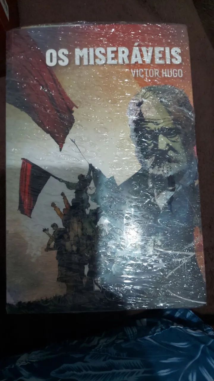 Livro - Os miseráveis 