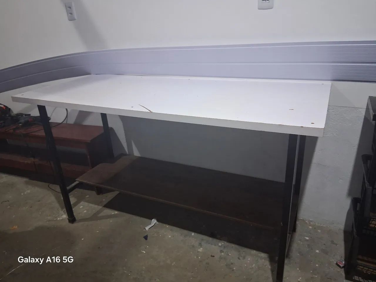 Vende essa mesa