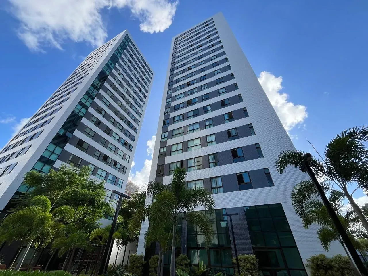 Edf. Beach Class Jaqueira com 44m² | 2 Quartos | Mobiliado | Lazer Completo