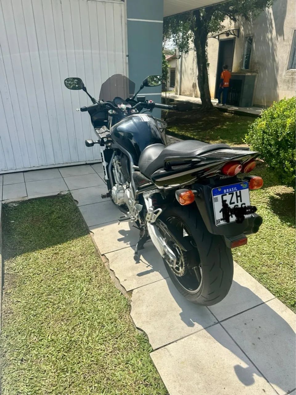 Moto Yamaha FZ1 Carbon 2002
