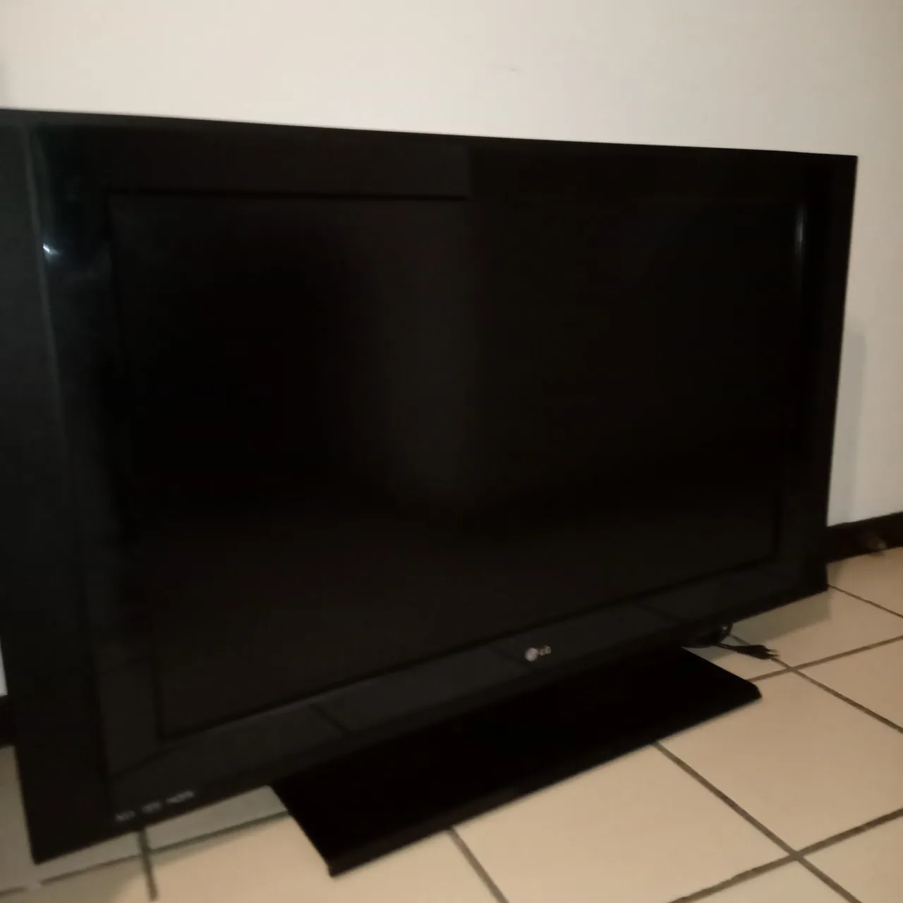 TV LG 42" Led