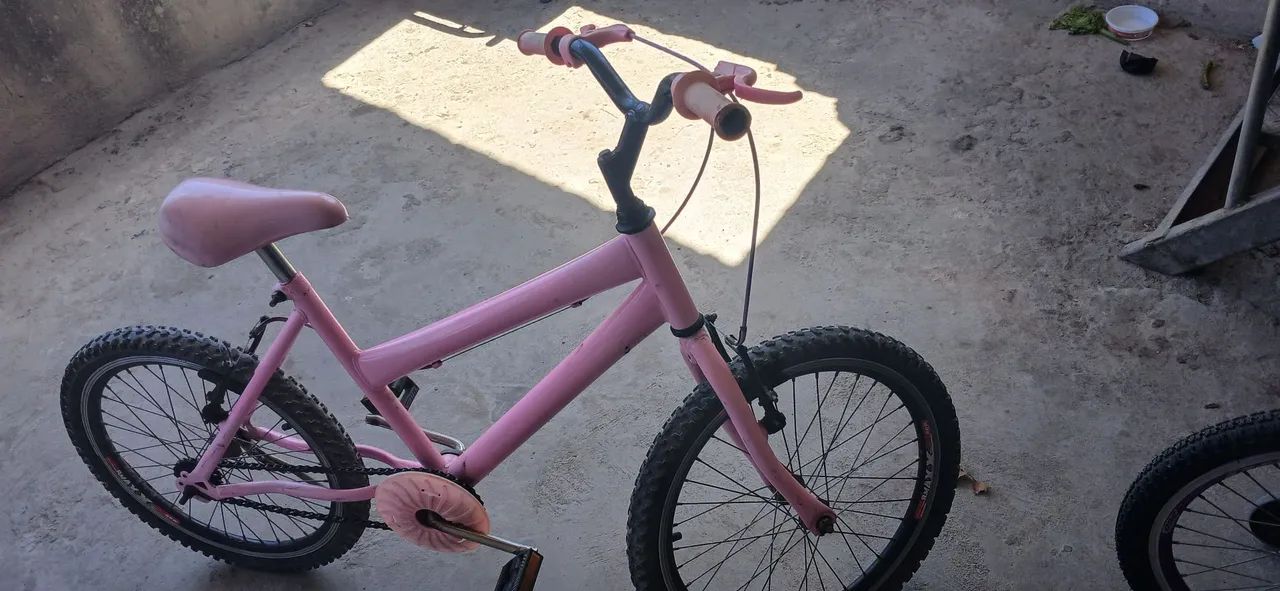 Bicicleta infantil aro 20 - Foto 5