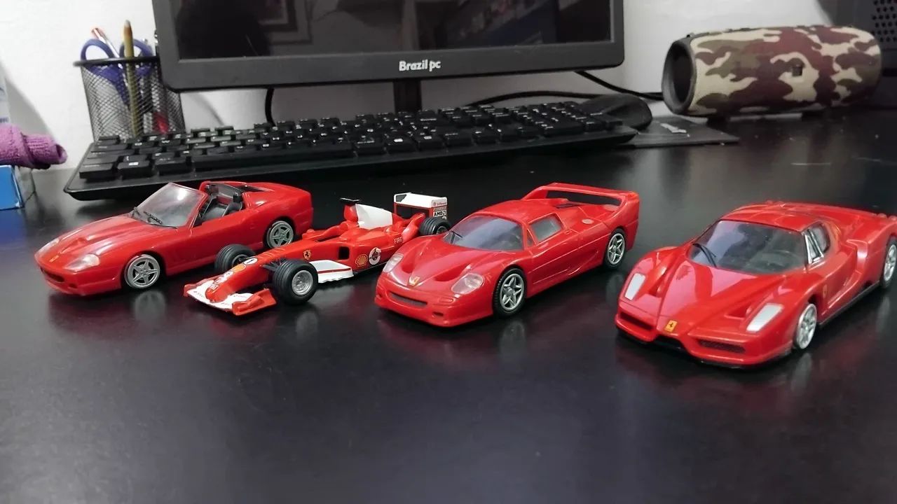 Conjunto Ferrari postos Shell 