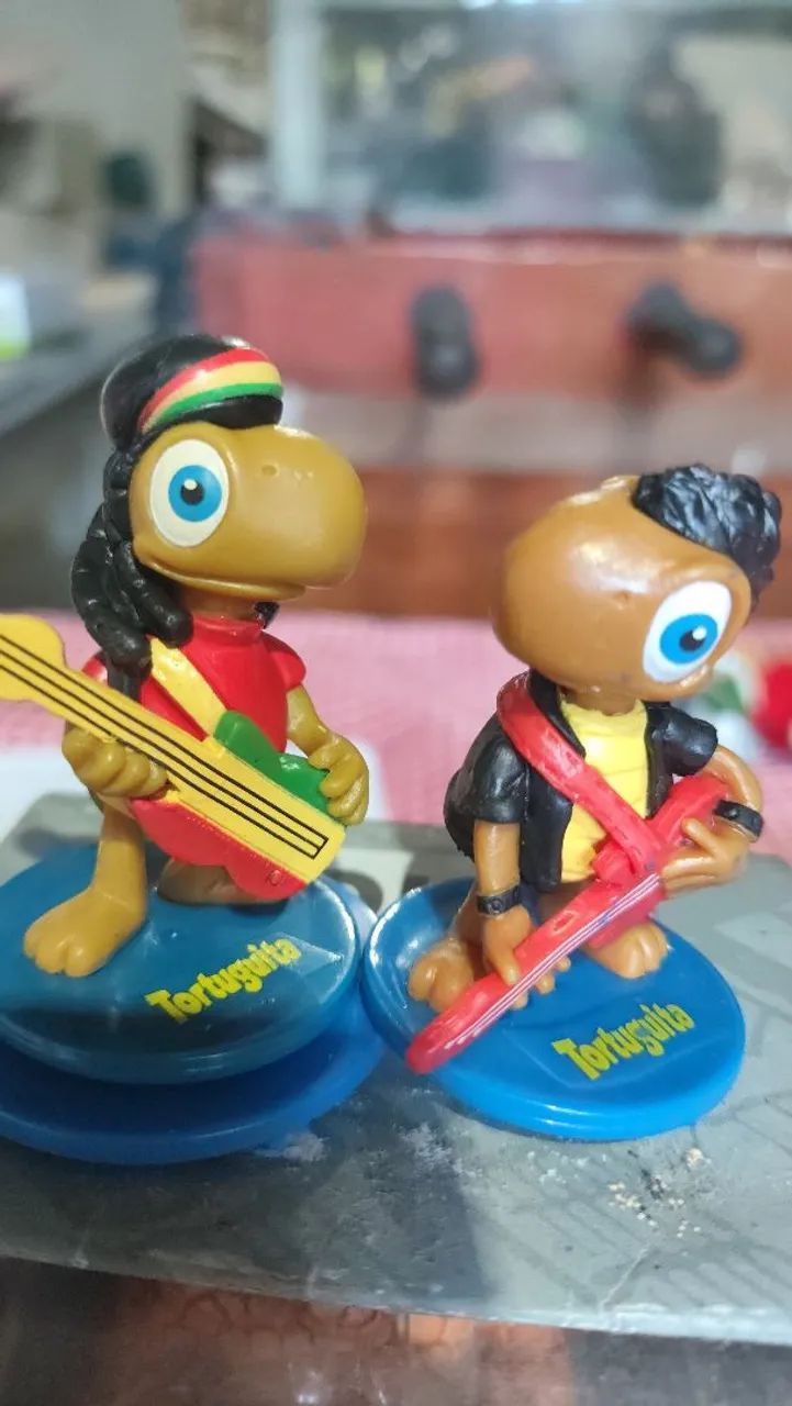 Bonecos Tortuguita colecionáveis anos 90