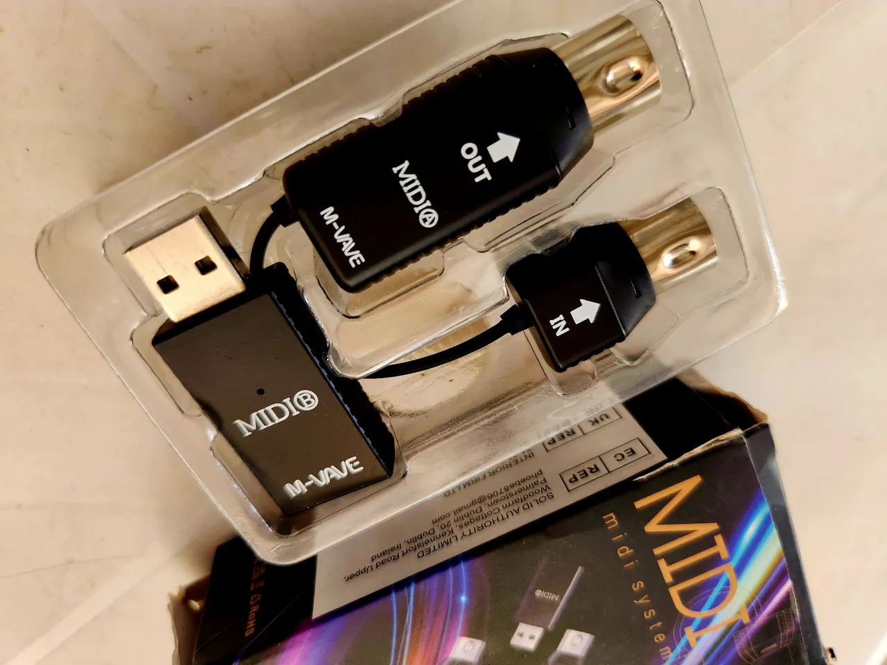adaptador MIDI USB M-VAVE Bluetooth wireless chocolate