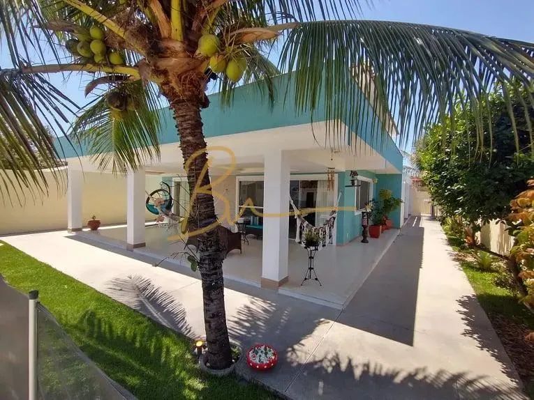 Casa para Venda em Cabo Frio, Palmeiras, 3 dormitórios, 1 suíte, 2 banheiros, 2 vagas - Foto 2