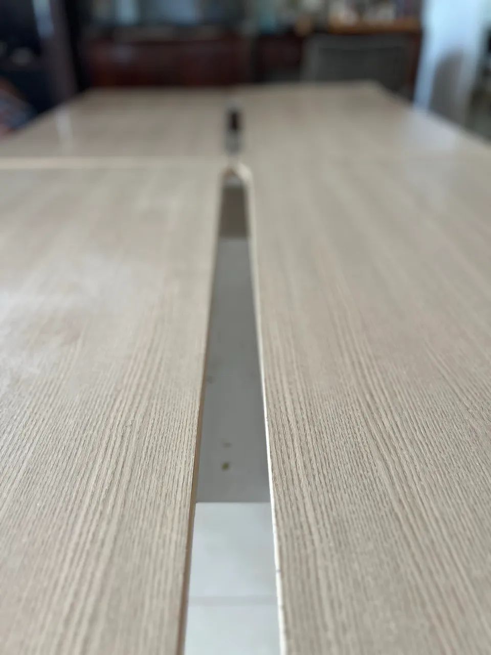 Shared desk 465544862709196802