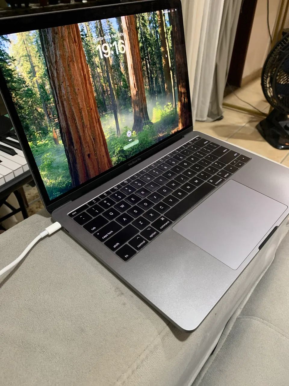 MacBook Pro 13 Retina 2017 | i5 | 8GB | SSD 256GB - Foto 4